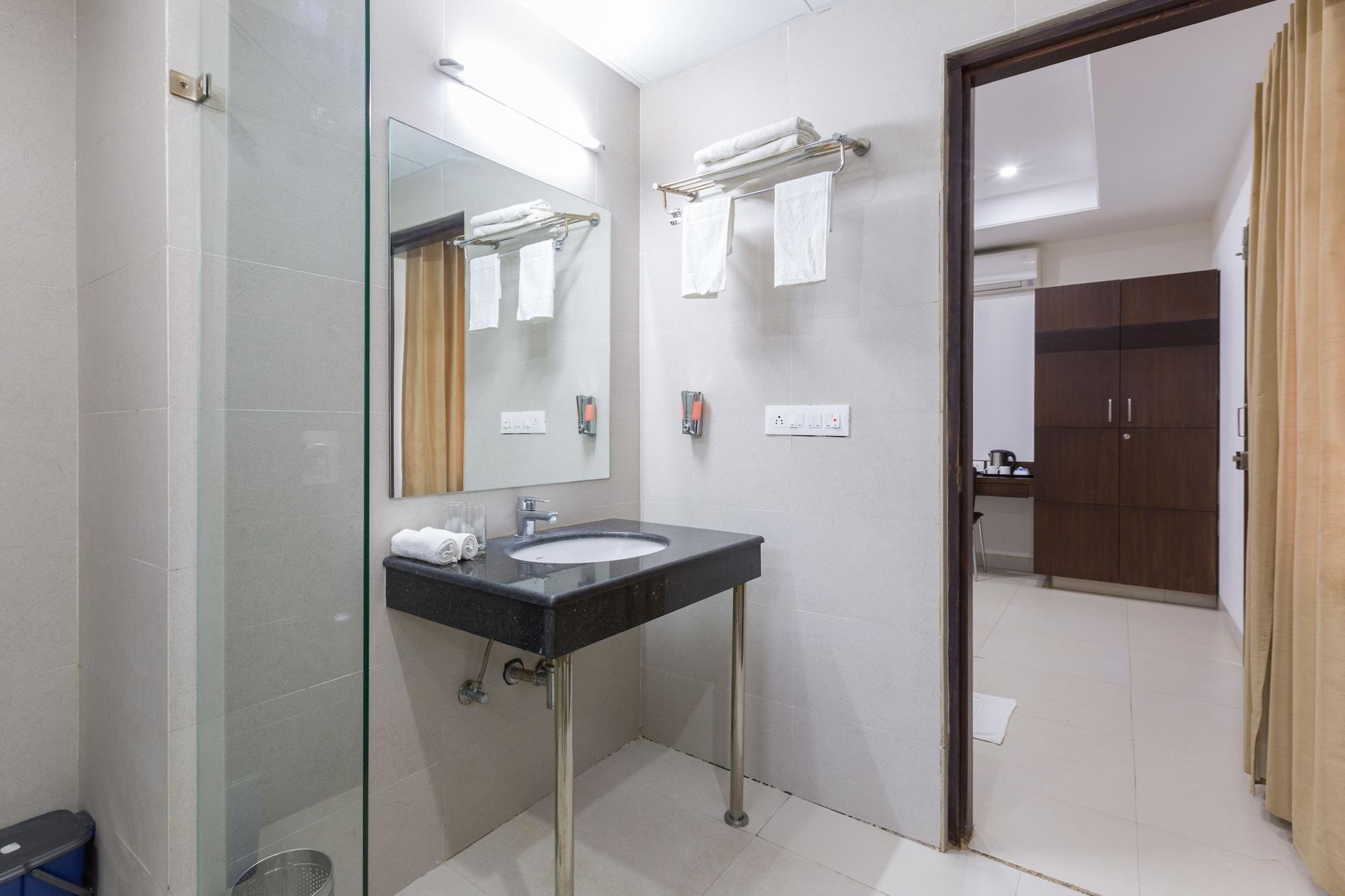 Sanctum Suites Bel Road Μπανγκαλόρ Εξωτερικό φωτογραφία