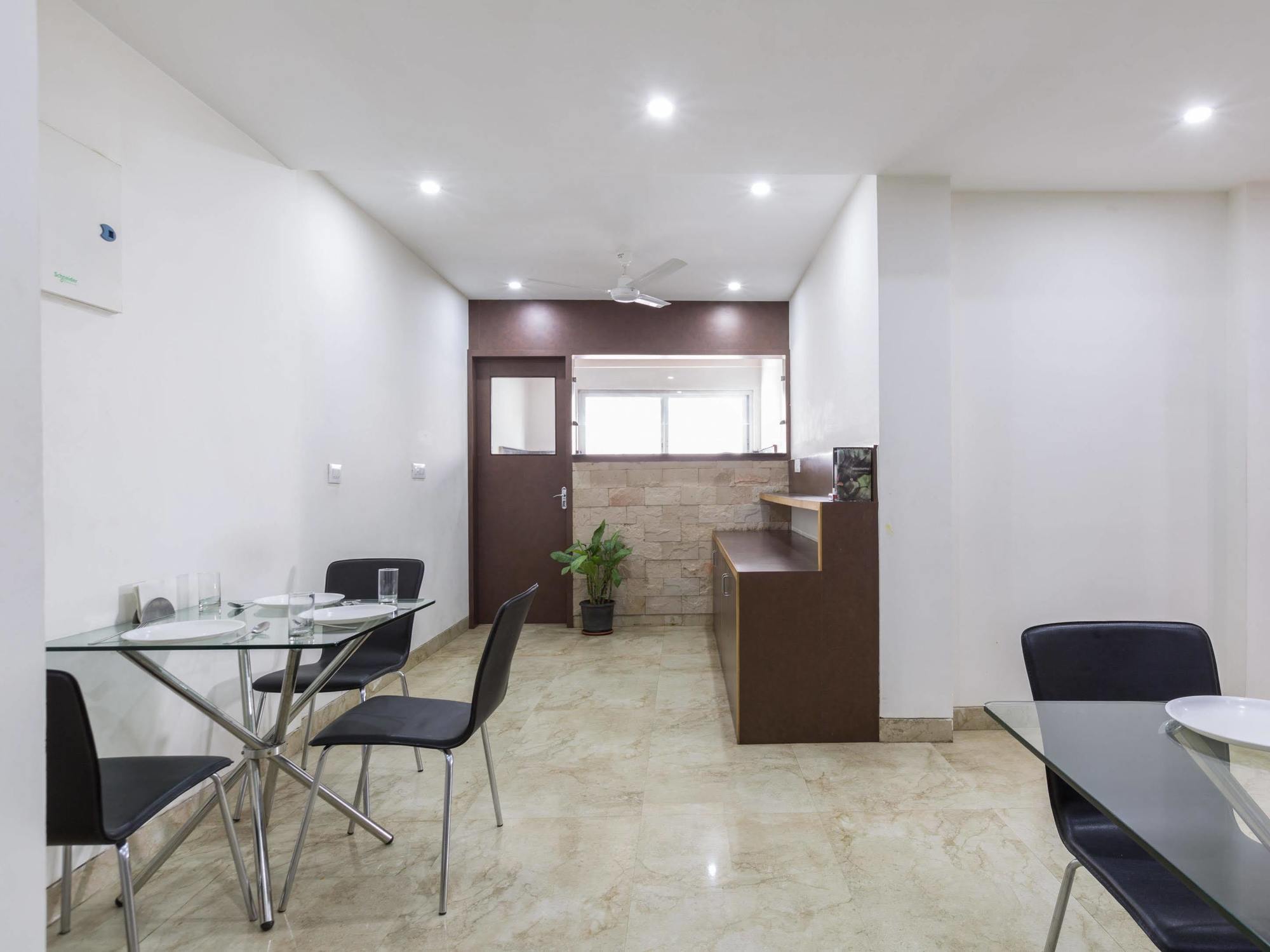 Sanctum Suites Bel Road Μπανγκαλόρ Εξωτερικό φωτογραφία